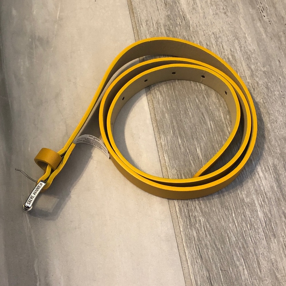 Steve Madden Yellow Belt